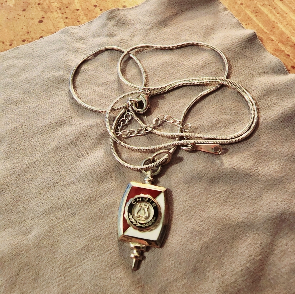 Vintage CHOIR Charm